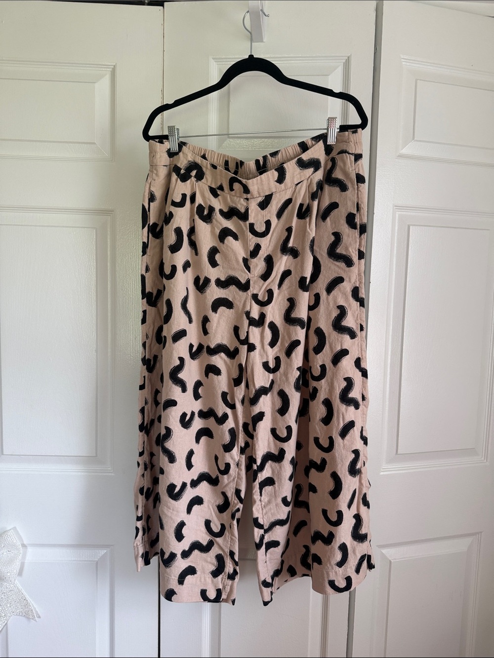 a new day Blush Pink Cropped Animal-Print Pants